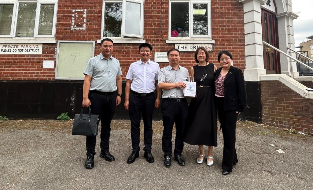 开展专项访问洽谈活动